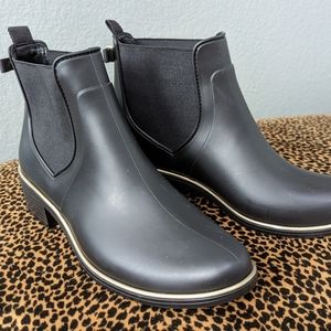 Kate Spade rain booties, size 9